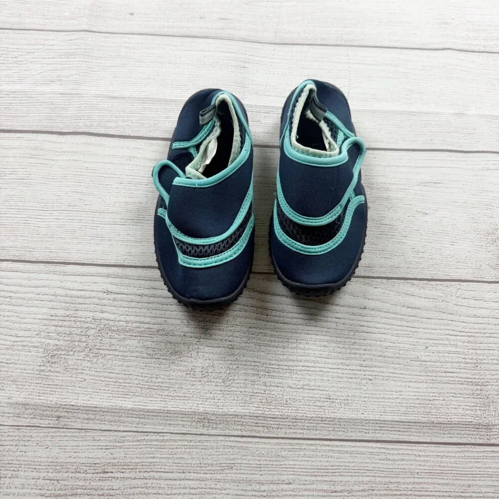 Children’s Place Kids Water Shoes Slip On Swim Beach Shoes 9-10